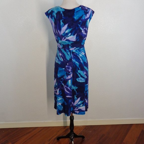 👁️3 for $20Jones New York Size 8 Blue Purple Floral Stretchy Ruched Waist dress - Picture 4 of 7